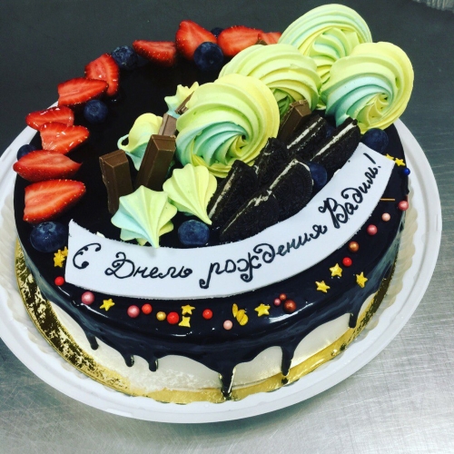 Торт на заказ к дню рождения #0237
