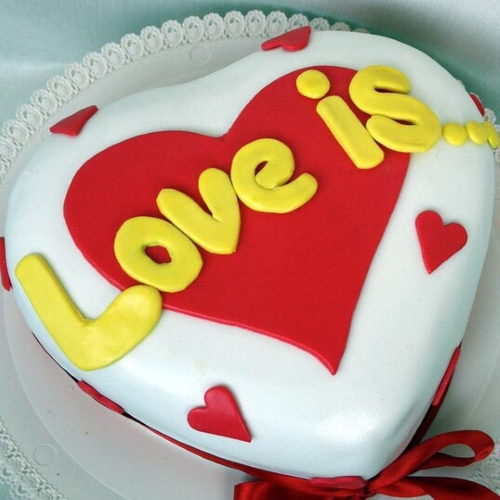 Торт на заказ к дню влюбленных #0238