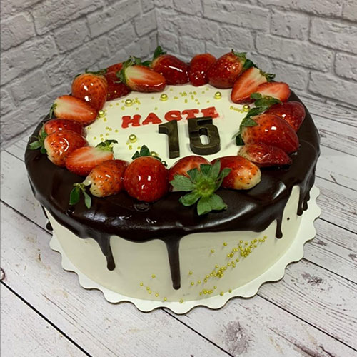 Торт на заказ к дню рождения #0380