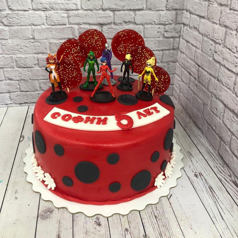 Торт на заказ к дню рождения #0438